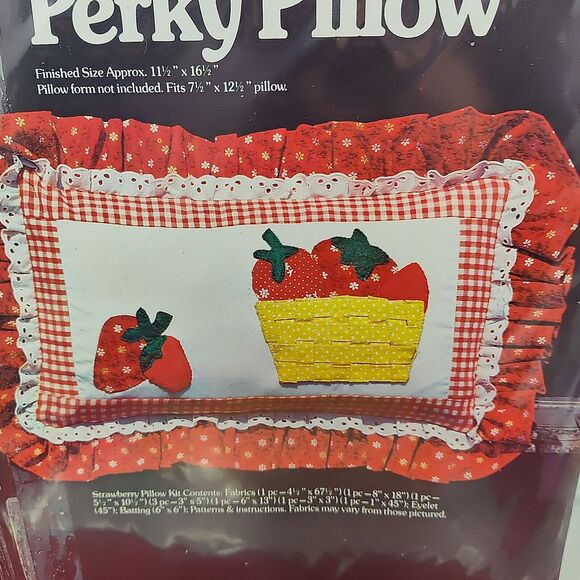 2X Vintage Yours Truly Strawberry & Citrus Perky Pillow Kit, 1977 MadeIn USA New - Picture 3 of 7